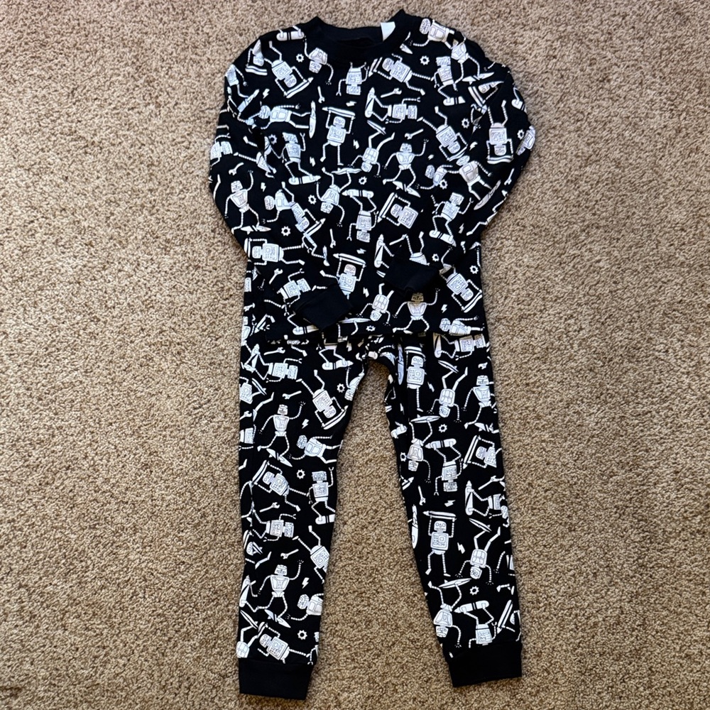 Tucker + Tate Black and White Robot Pajama Set